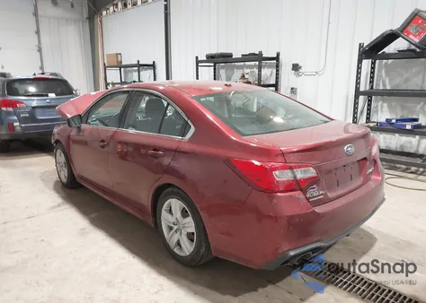 2019 Subaru Legacy 2.5I z USA, uszkodzony, nr VIN 4S3BNAB65K3018867